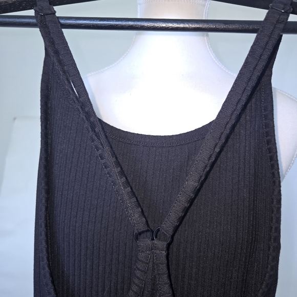 NEW FRENCH CONNECTION RIBBED BLACK DRESS. Bloomingdale's exclusive Size Xs - Picture 5 of 7
